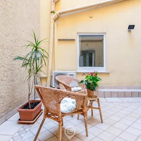 Biora Apartment